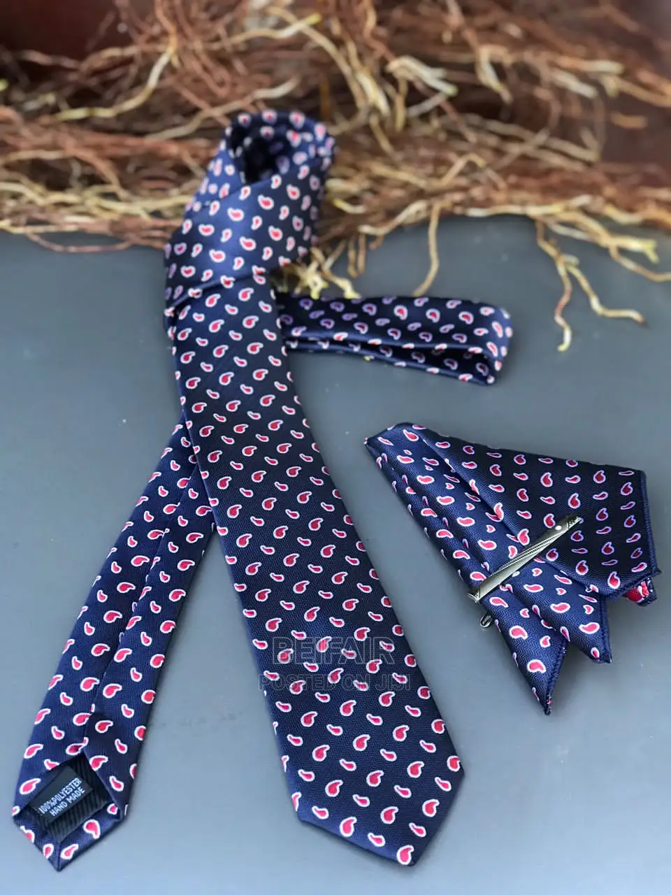 Tai Nzito | Tie