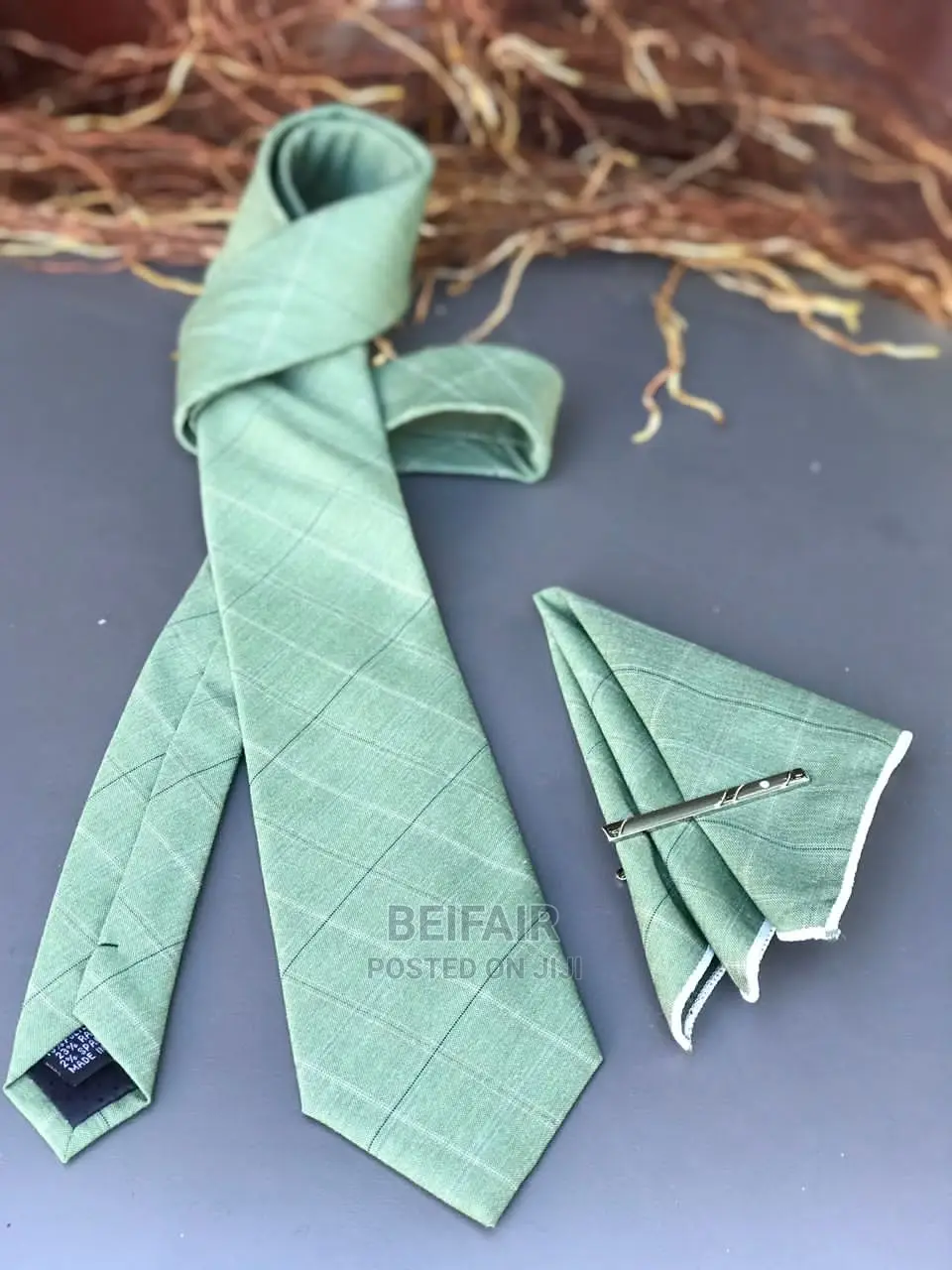Tai Nzito | Tie