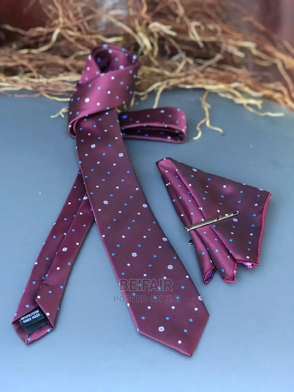 Tai Nzito | Tie
