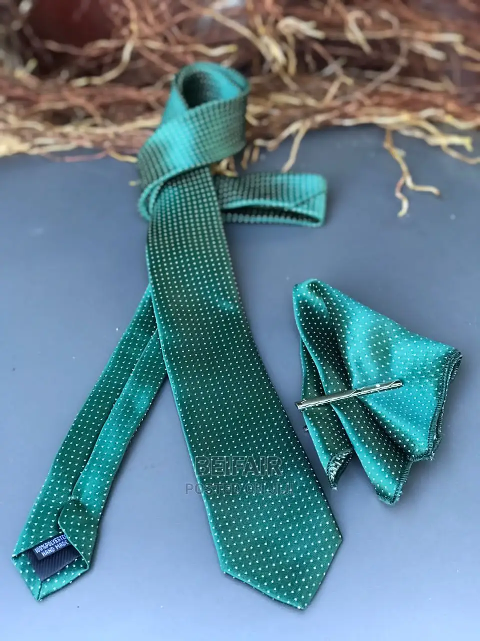 Tai Nzito | Tie
