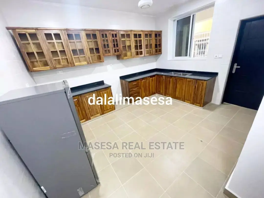 Furnished 3bdrm Apartment in Upanga West for rent