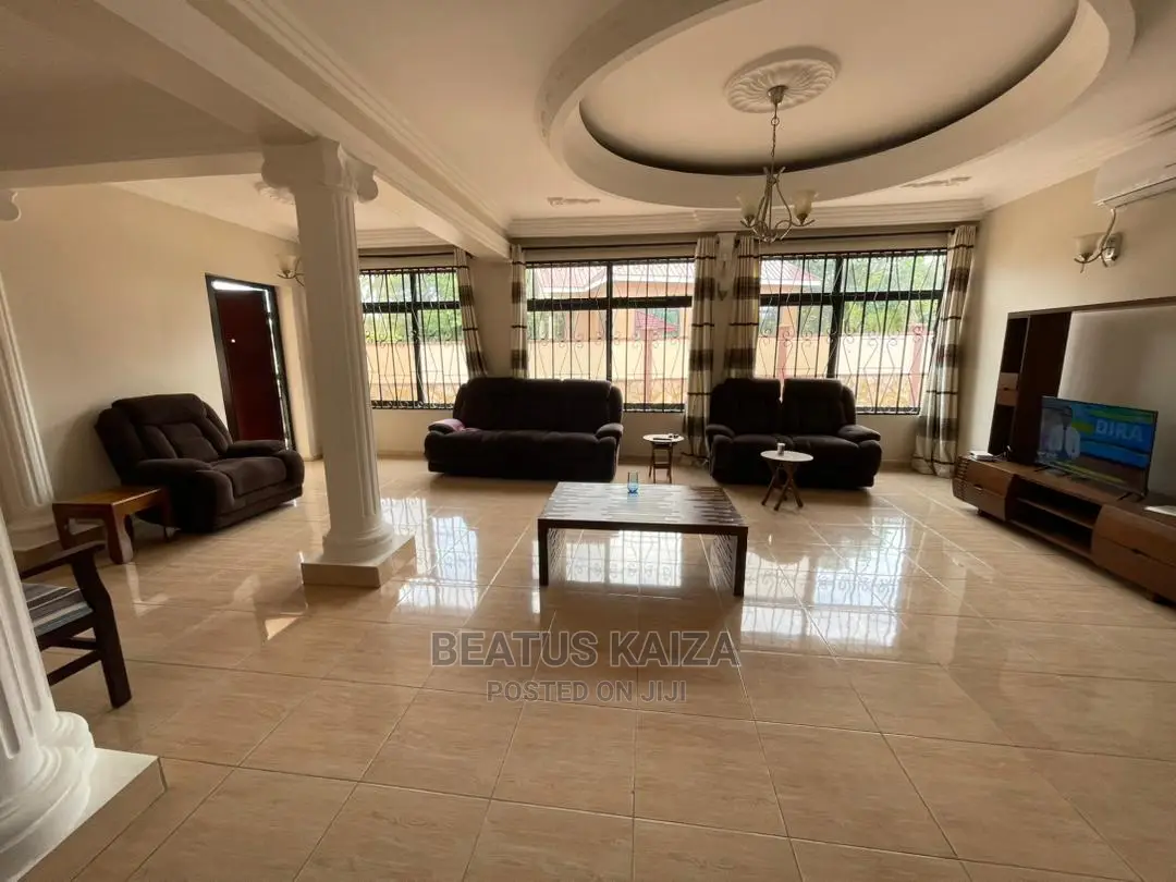 5bdrm Block of Flats in Kunduchi Beach for sale