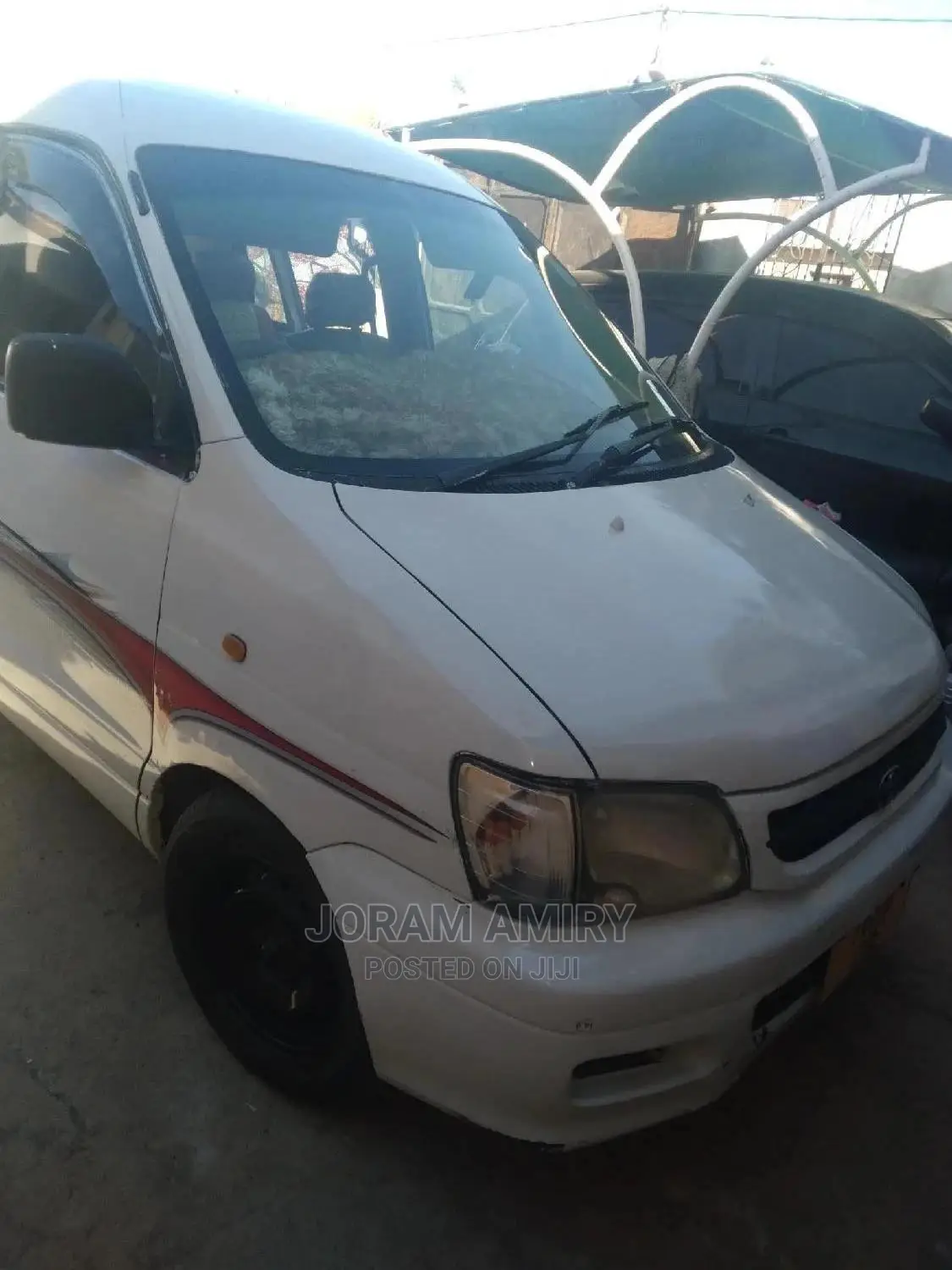 Toyota Noah 2.0 FWD (8 Seater) 2004 White