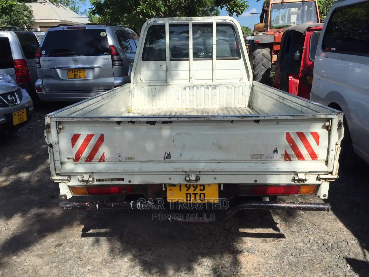 Toyota Lite-ace 1999 White
