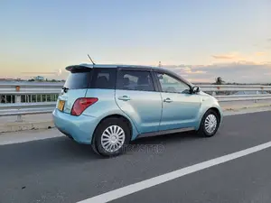 Toyota IST 2004 Beige
