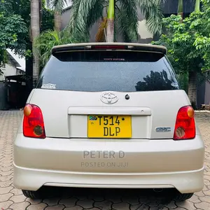 Toyota IST 2004 Brown
