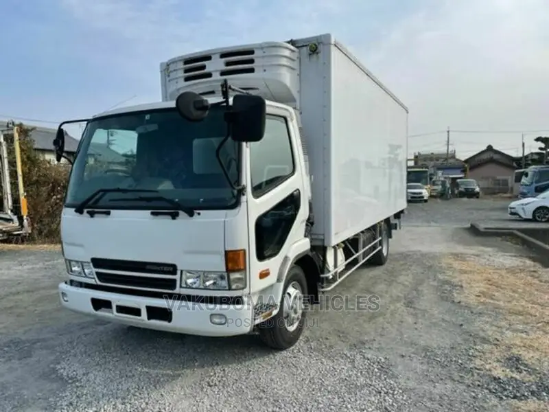 Mitsubishi Fuso Fighter Truck