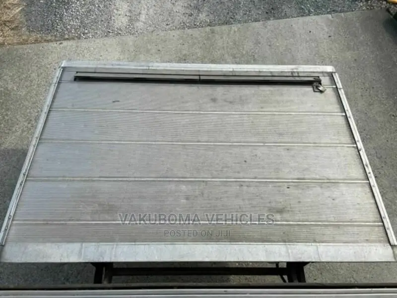 Mitsubishi Fuso Fighter Truck