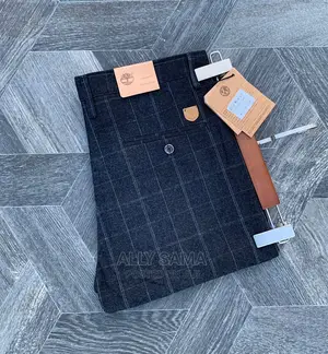 Staff Jeans
