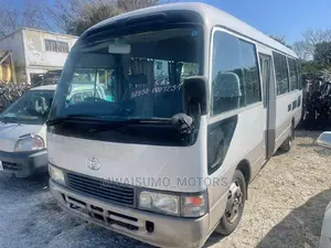 Toyota Coaster 2000 White