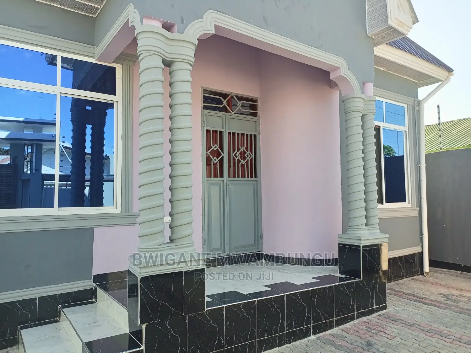 Furnished 4bdrm Apartment in Mwambungu Broker, Mbagala for sale
