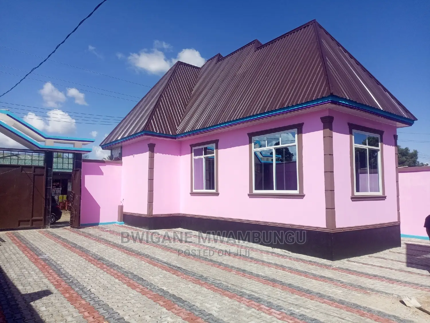 Furnished 5bdrm Apartment in Mbagala Maji Matitu for sale