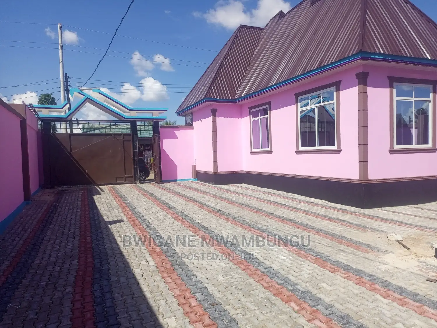 Furnished 5bdrm Apartment in Mbagala Maji Matitu for sale