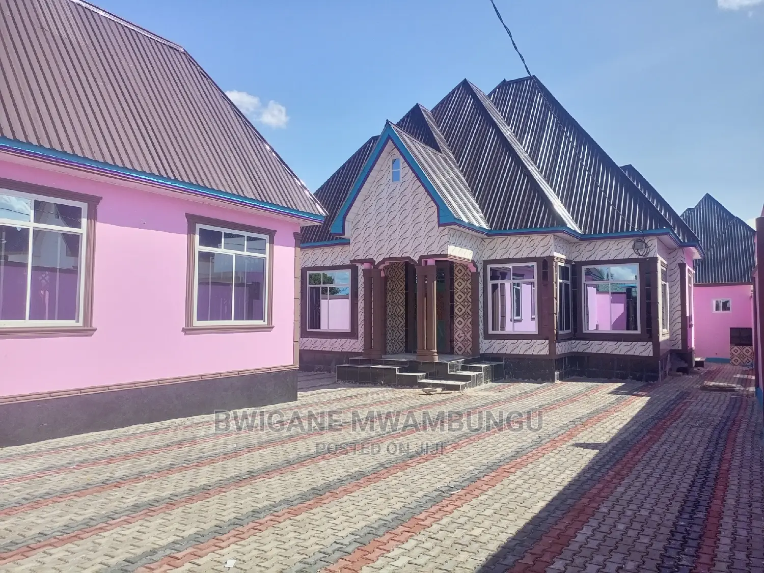 Furnished 5bdrm Apartment in Mbagala Maji Matitu for sale