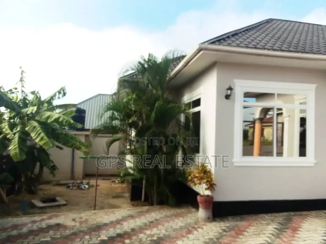 3bdrm House in Mbezi Msakuzi, Kinondoni for sale
