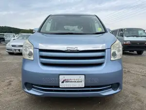 Toyota Noah 2008 Blue