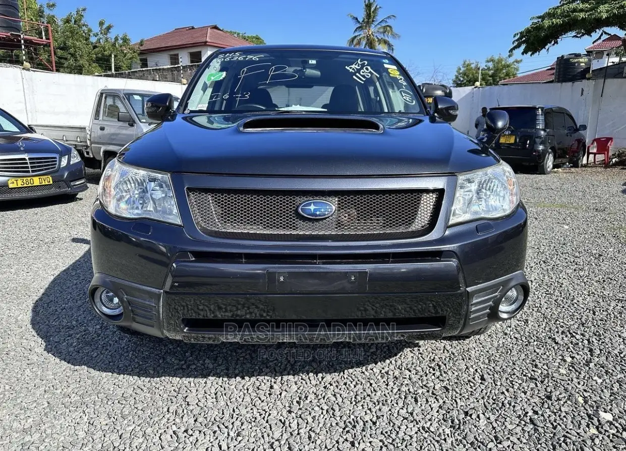 Subaru Forester 2.0D X 2012 Black