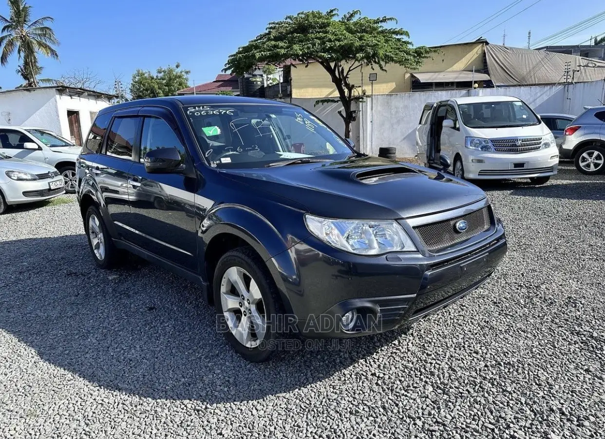 Subaru Forester 2.0D X 2012 Black