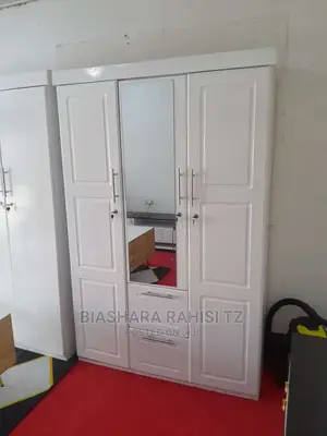 Kabati LA Nguo Mbao Milango 3
