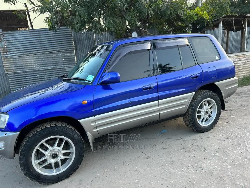 Toyota RAV4 Automatic 2002 Blue