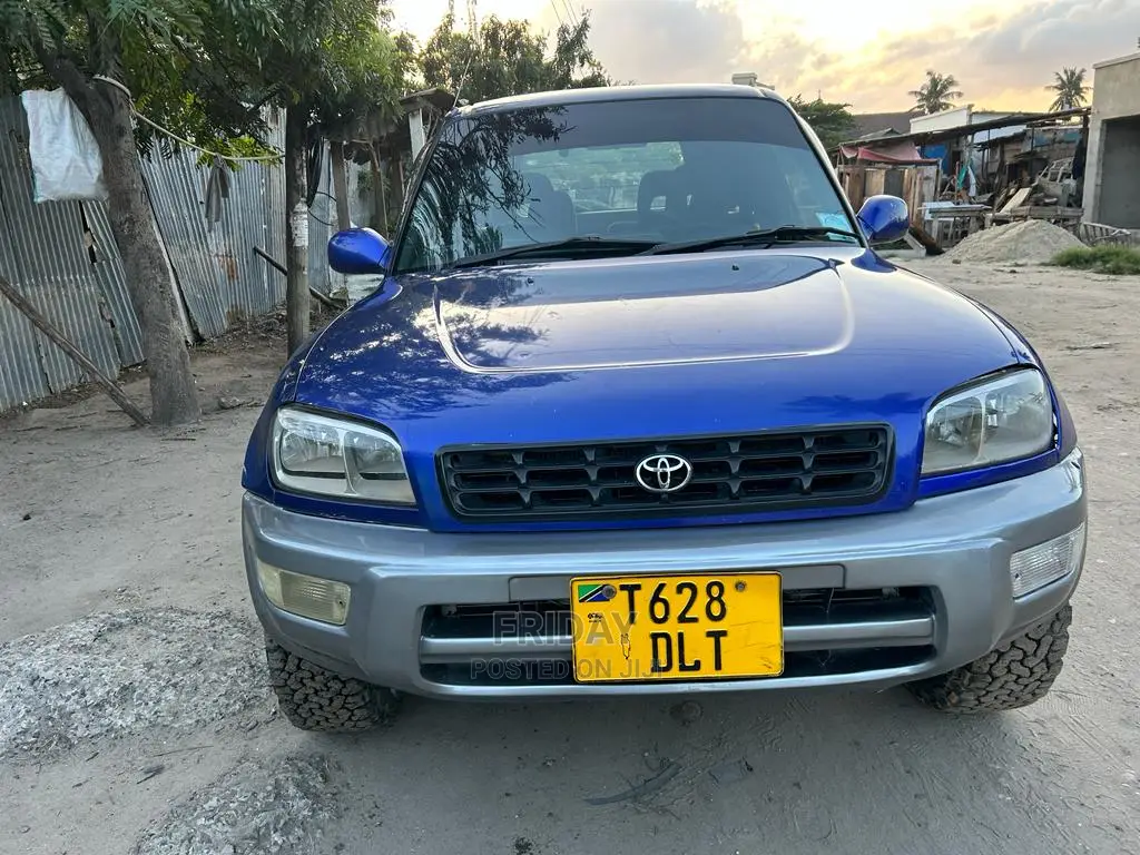 Toyota RAV4 Automatic 2002 Blue