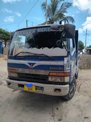 Fuso Tipper DSA