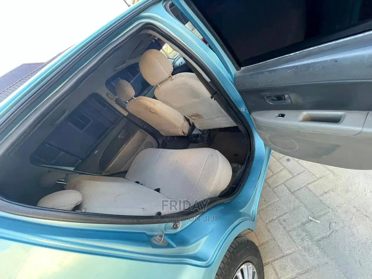 Toyota Ractis 1.3 FWD 2008 Blue
