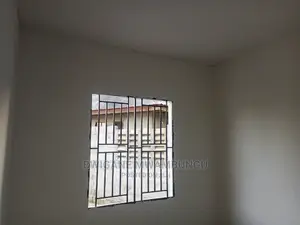 3bdrm Apartment in 27, Mbagala for sale