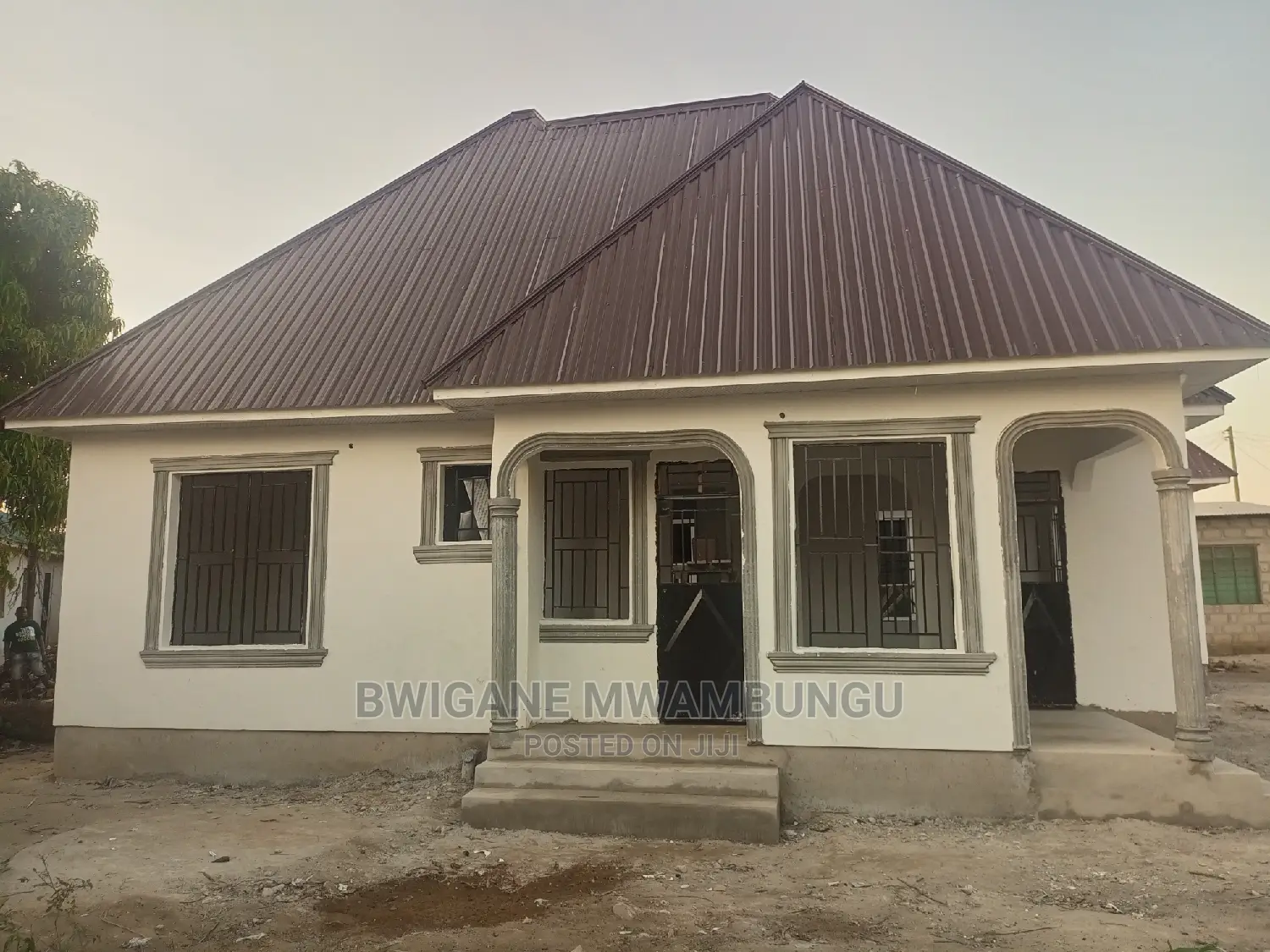 3bdrm Apartment in 27, Mbagala for sale