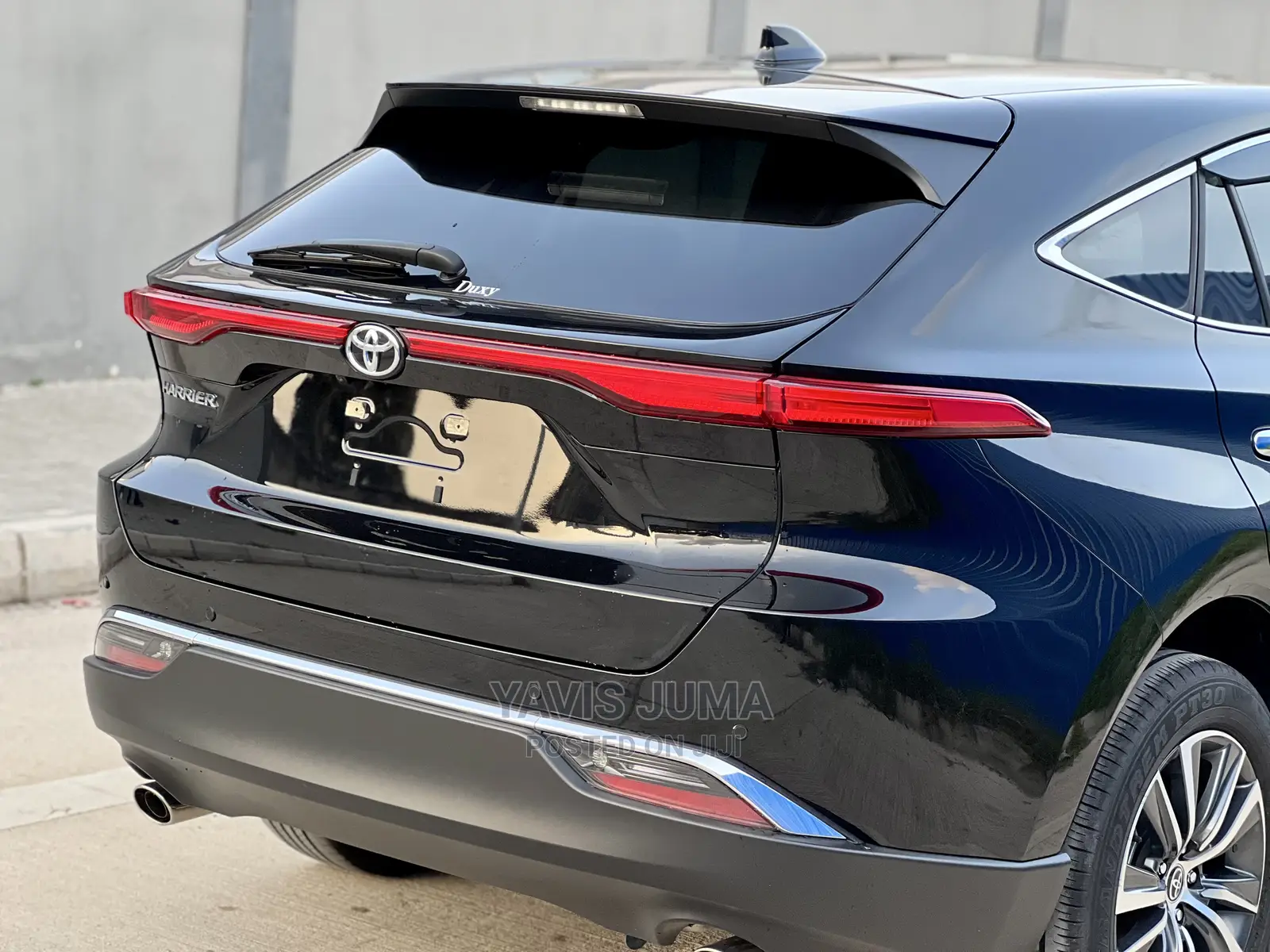 Toyota Harrier 2022 Black