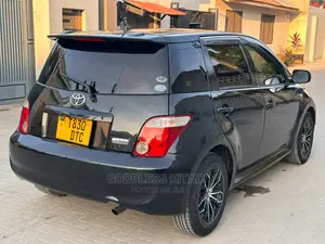 Toyota IST 2006 Black