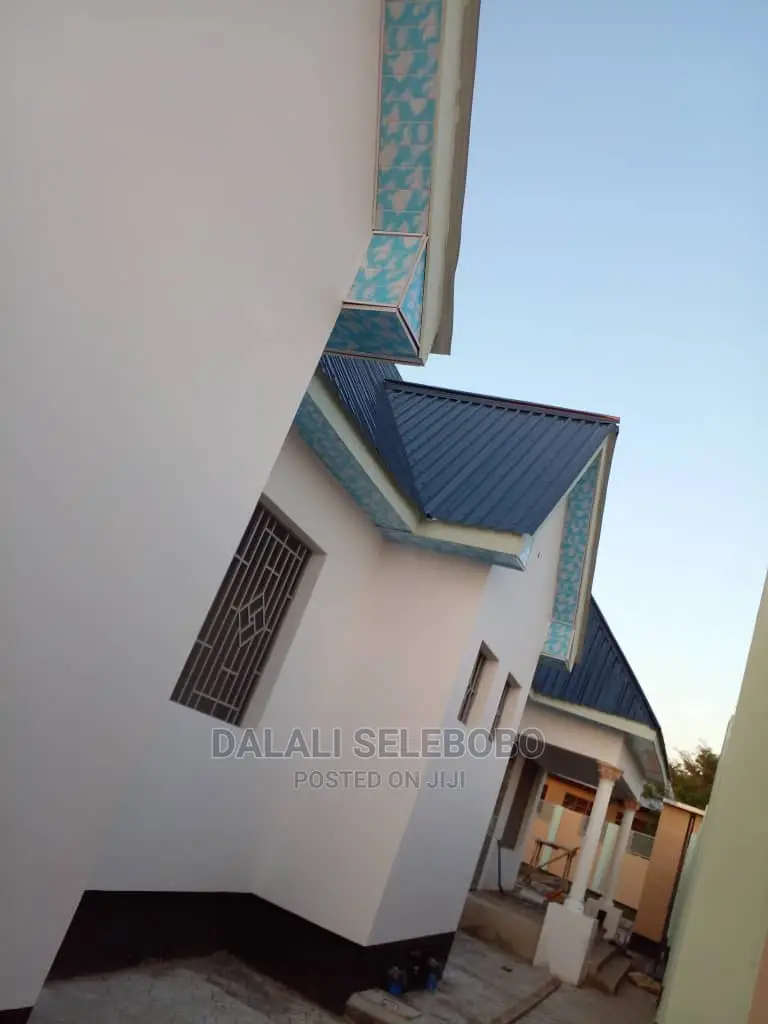 4bdrm Bungalow in Kigamboni Twangoma for sale