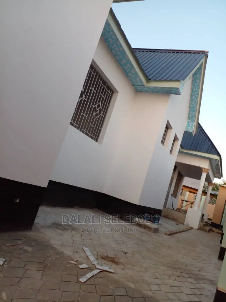 4bdrm Bungalow in Kigamboni Twangoma for sale