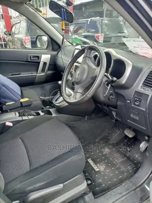 Toyota Rush 1.5 AWD 2006 Black