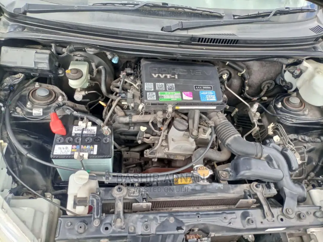 Toyota Rush 1.5 AWD 2006 Black