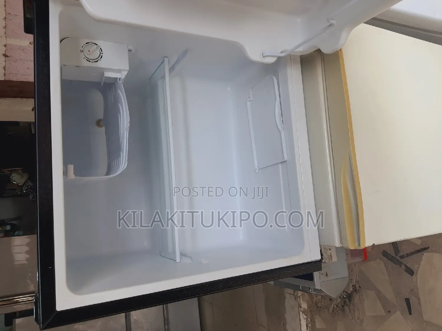 Min Fridge 45L