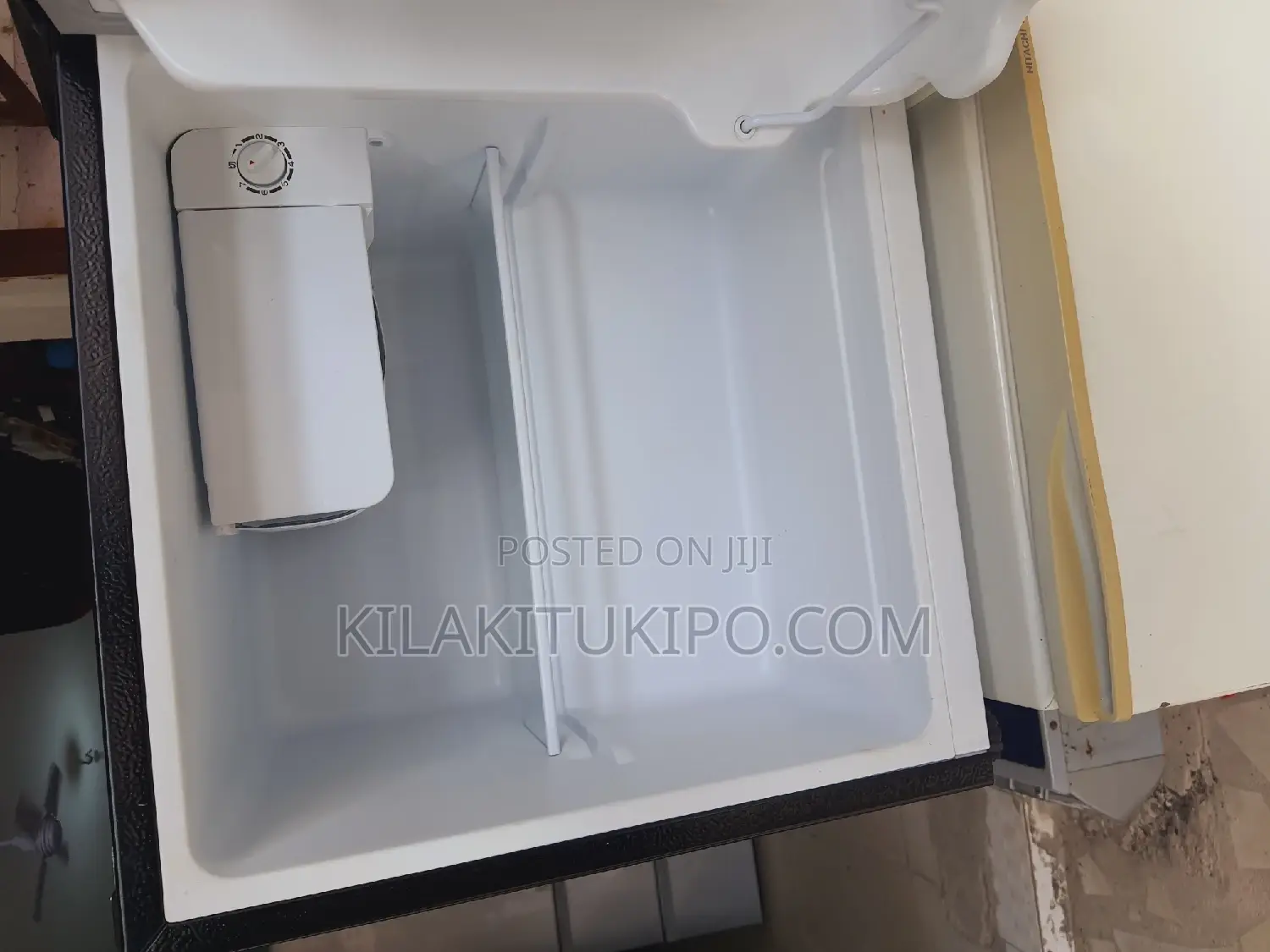 Min Fridge 45L