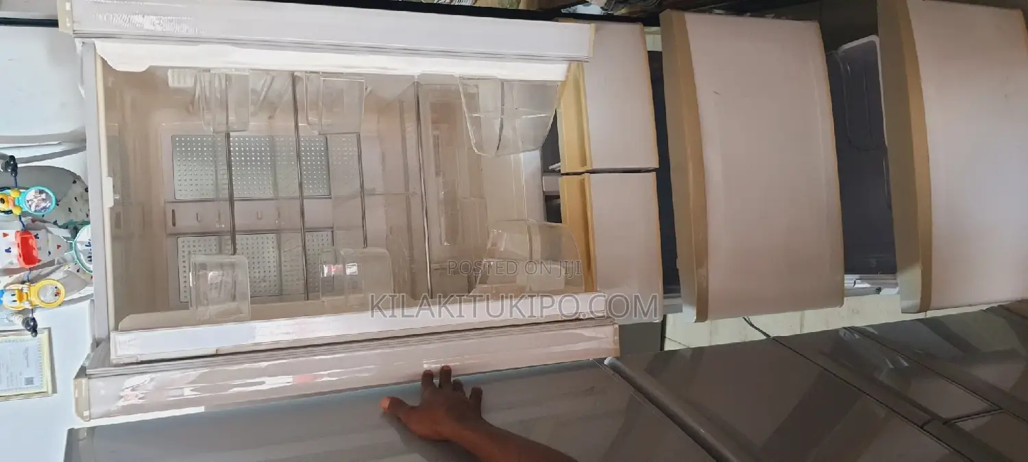 Hitachi Refrigerator 415L