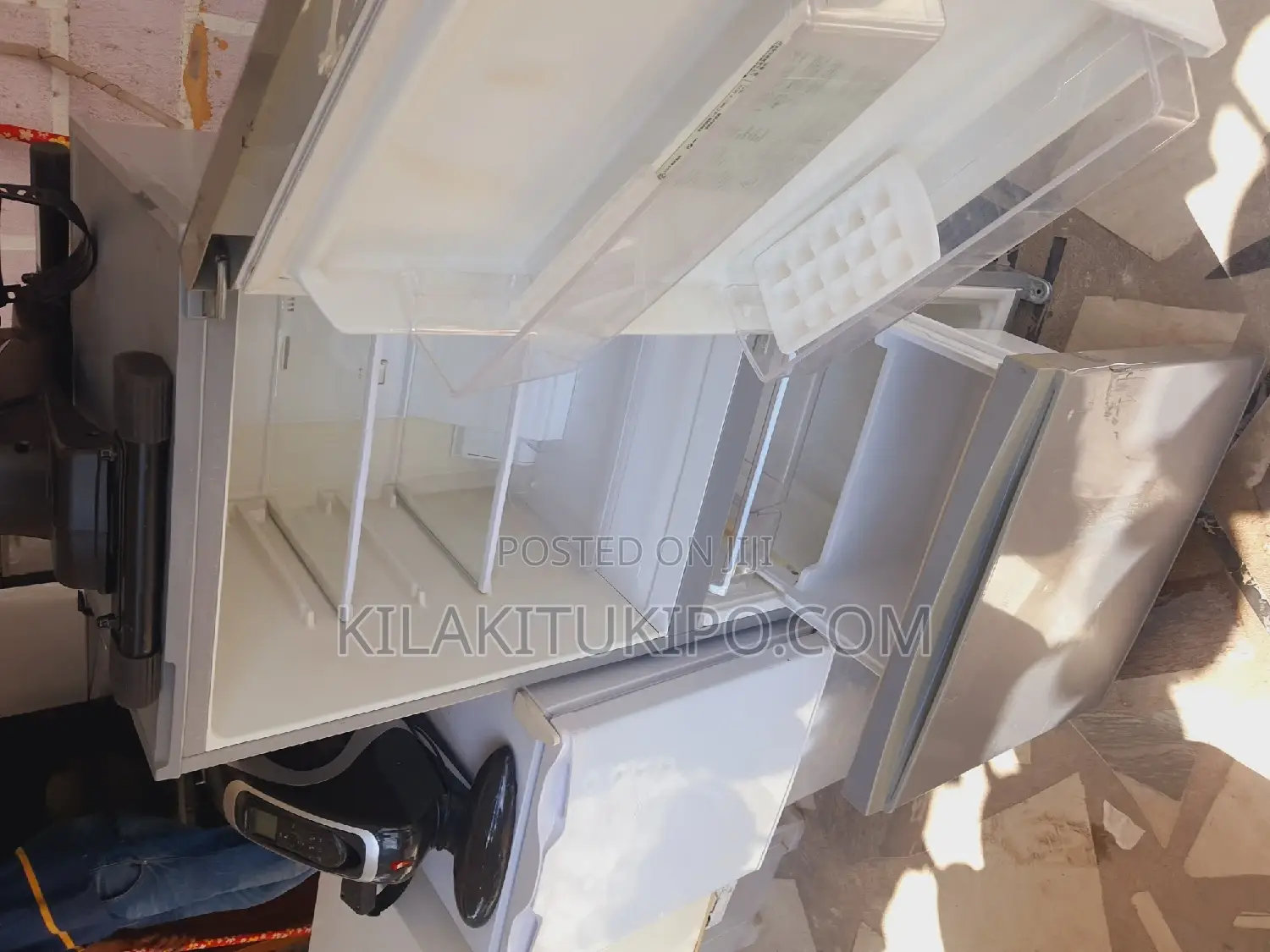 Refrigerator 120L