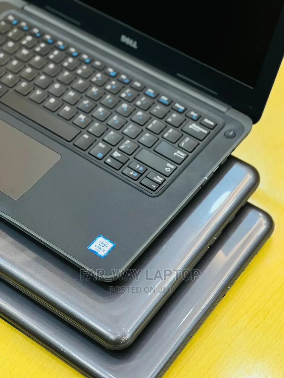 New Laptop Dell Latitude 13 3380 4GB Intel Core I5 HDD 500GB