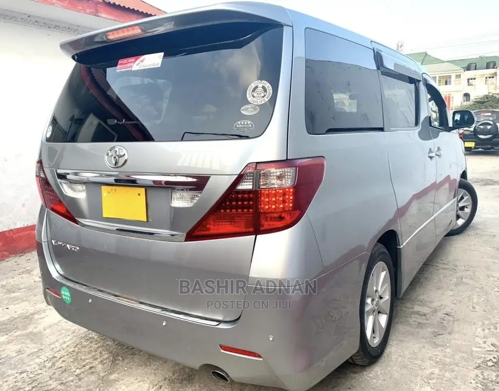 Toyota Alphard 2008 Gray