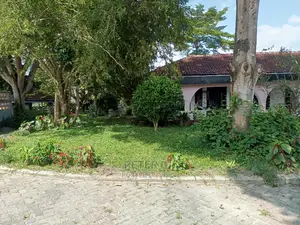 5bdrm Apartment in Kimara for rent