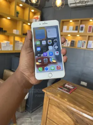 Apple iPhone 7 Plus 32 GB Silver