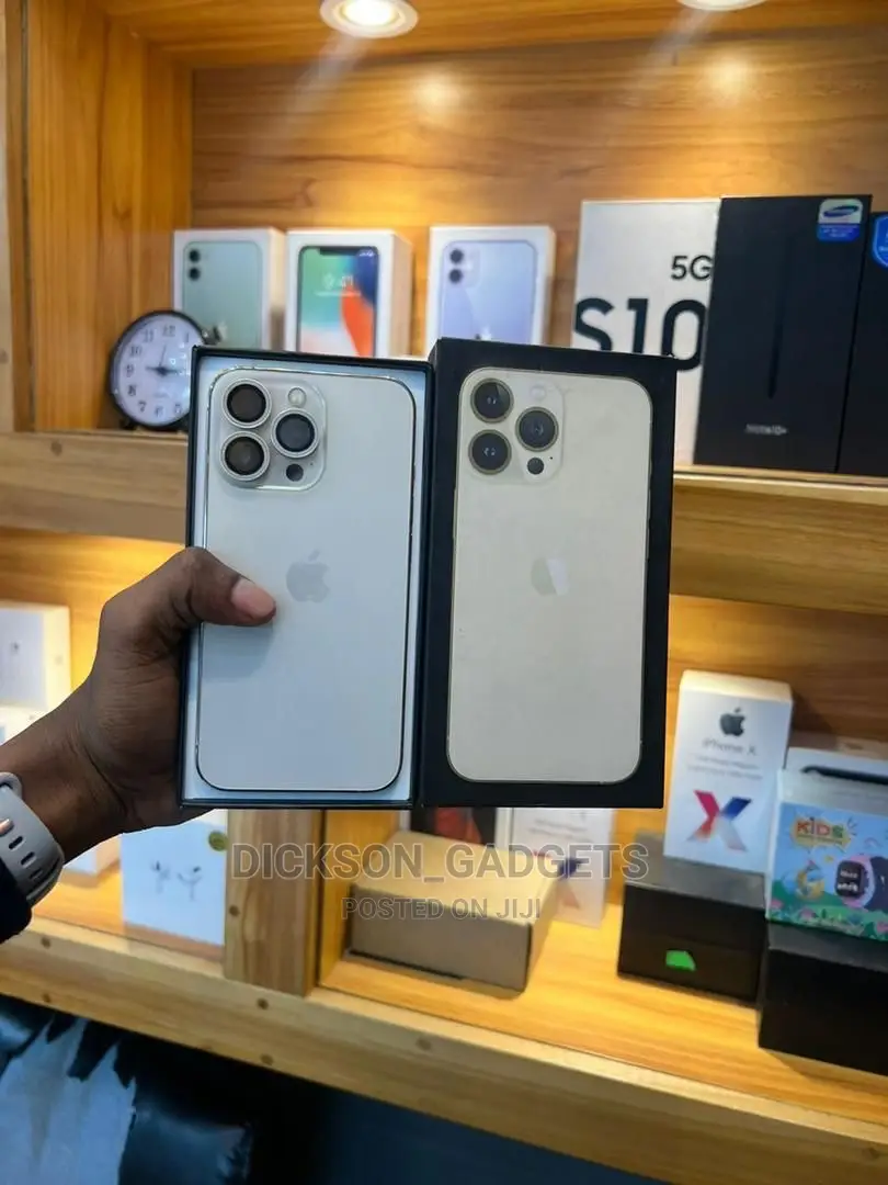 Apple iPhone 11 Pro Max 64 GB Gold