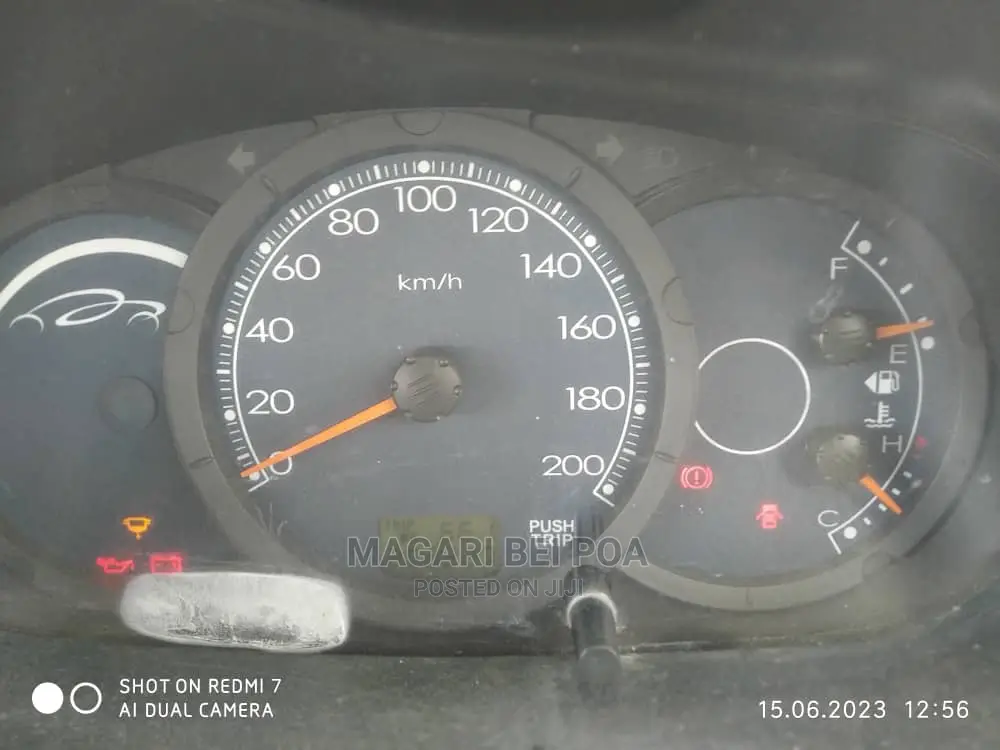 Mitsubishi L200 2014 White