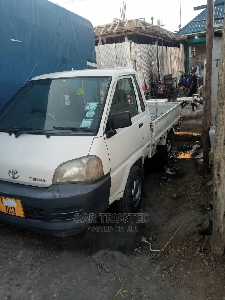 Toyota Townace 2004 Beige