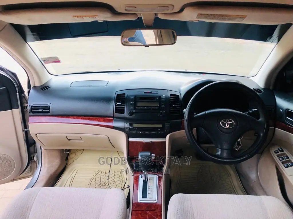 Toyota Premio 2003 Silver