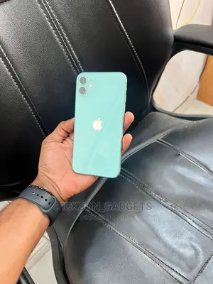 Apple iPhone 11 64 GB Green