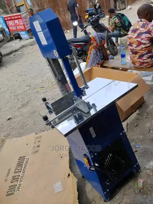 Meat Cutting Machine