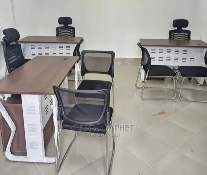 Office Chair and Table